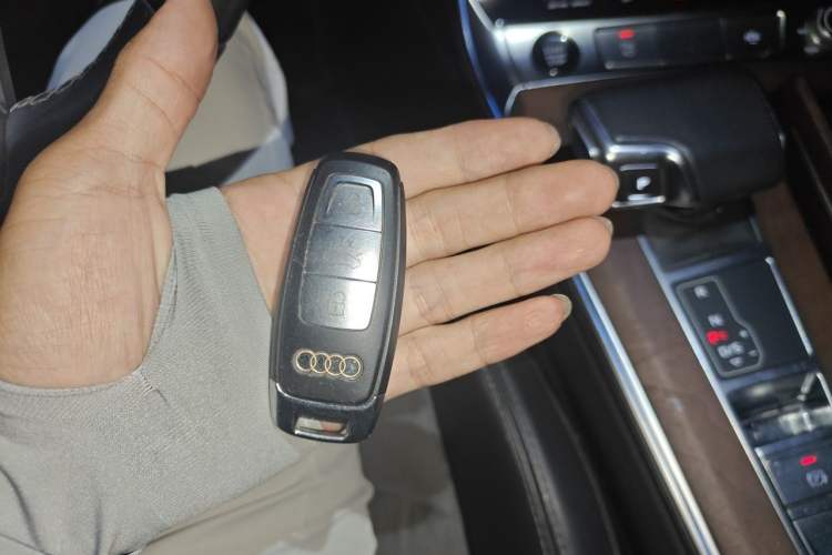 Used Audi A6L 2023 45 TFSI quattro Prestige Dynamic Edition Vehicle Key