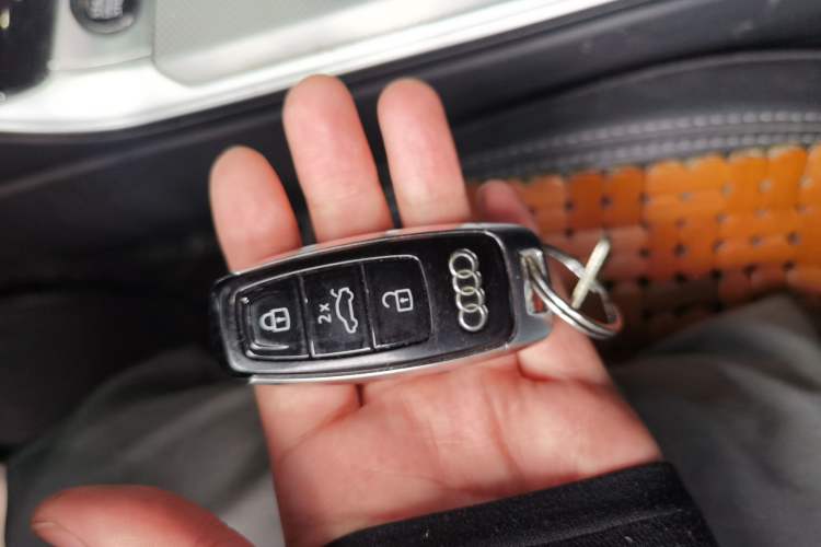 Used Audi A6L 2023 45 TFSI Prestige Dynamic Edition Vehicle Key