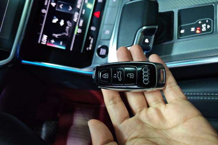 Used Audi A6L 2023 40 TFSI Luxury Prestige Edition Vehicle Key