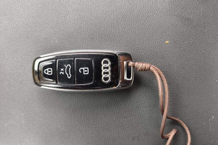 Used Audi A6L 2023 40 TFSI Luxury Prestige Edition Vehicle Key