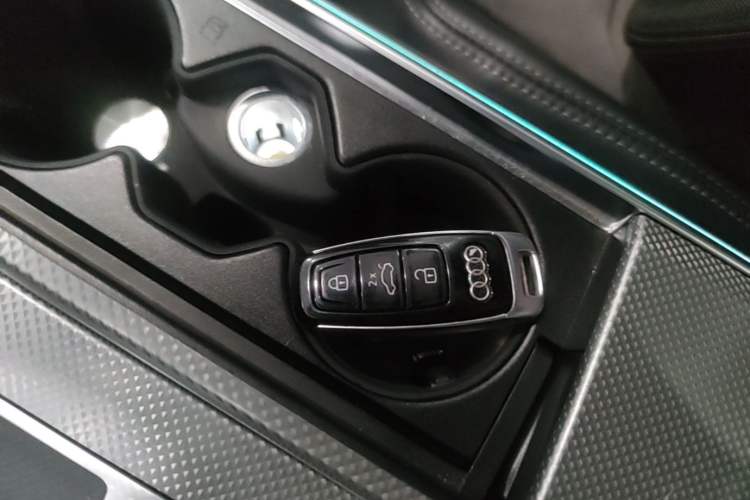 Used Audi A6L 2023 45 TFSI Prestige Dynamic Edition Vehicle Key