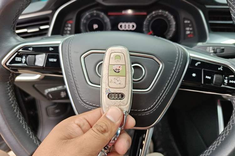 Used Audi A6L 2023 45 TFSI Prestige Dynamic Edition Vehicle Key