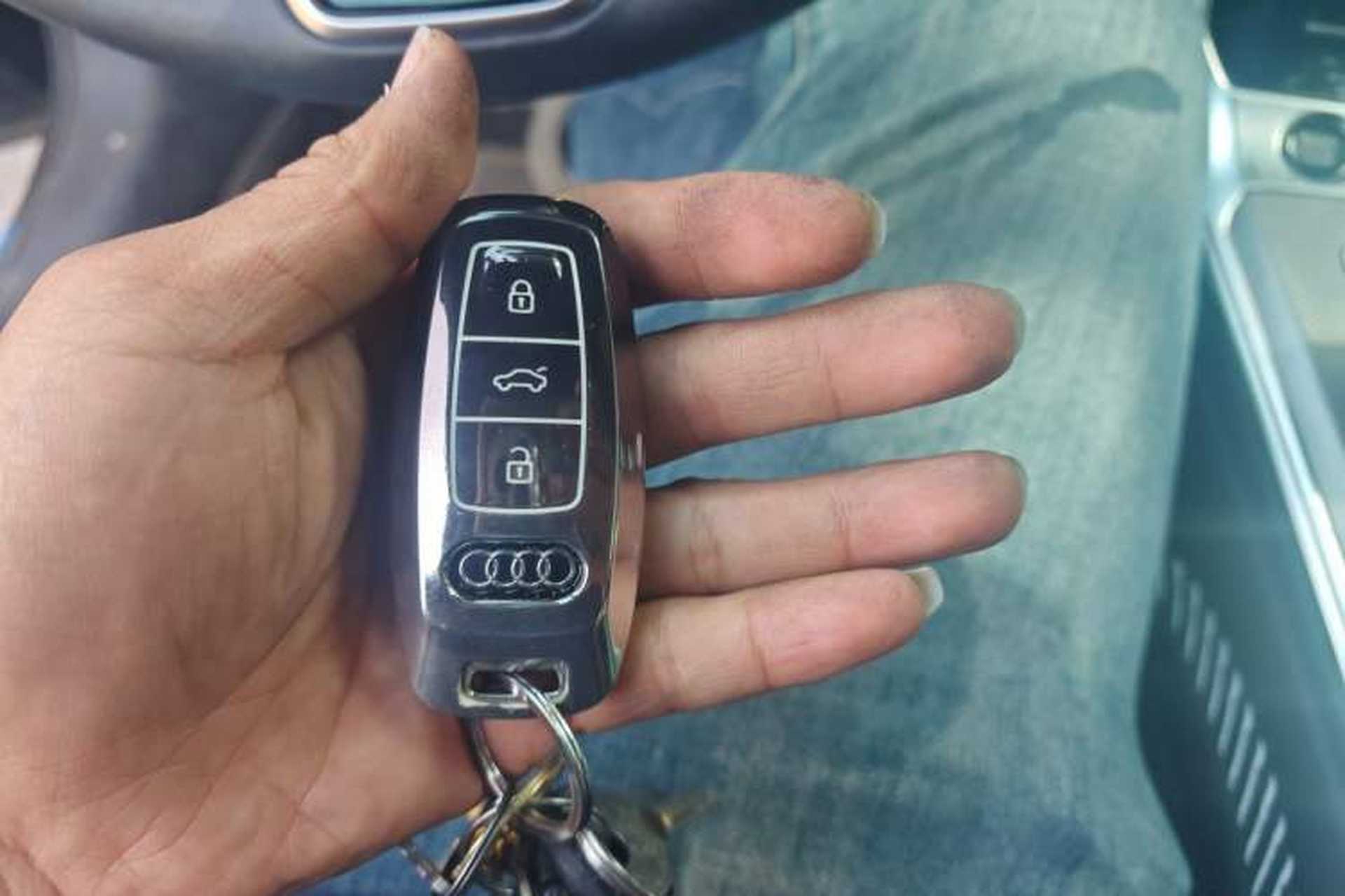 Used Audi A6L 2023 45 TFSI Prestige Elegant Edition Vehicle Key