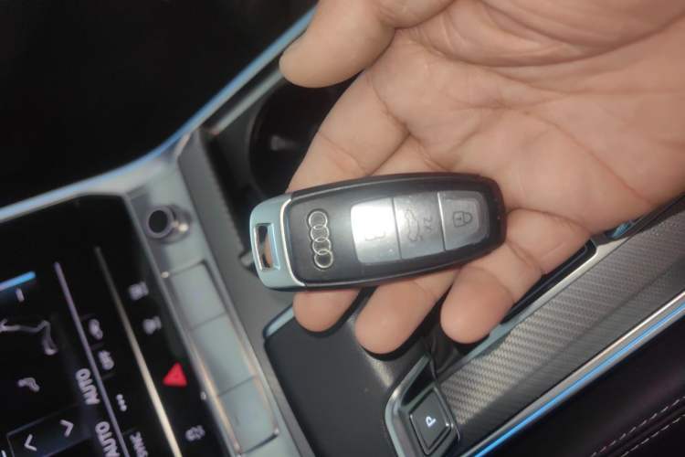 Used Audi A6L 2023 Revised 40 TFSI Luxury Prestige Edition Vehicle Key