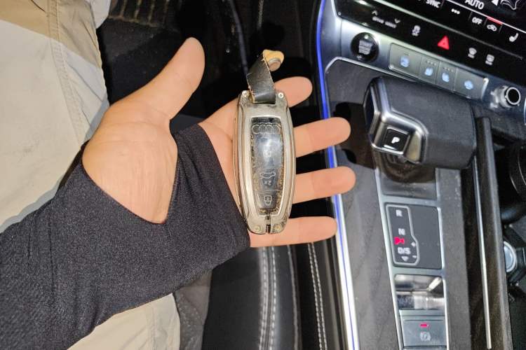 Used Audi A6L 2023 Updated 55 TFSI quattro Prestige Dynamic Edition Vehicle Key