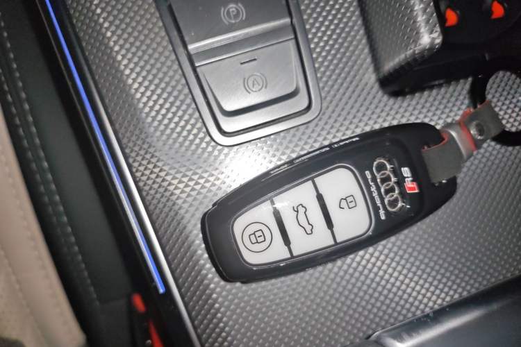 Used Audi A6L 2023 40 TFSI Luxury Dynamic Model Vehicle Key