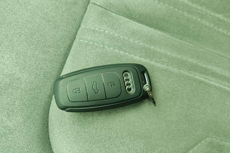 Used Audi A6L 2023 40 TFSI Luxury Dynamic Model Vehicle Key