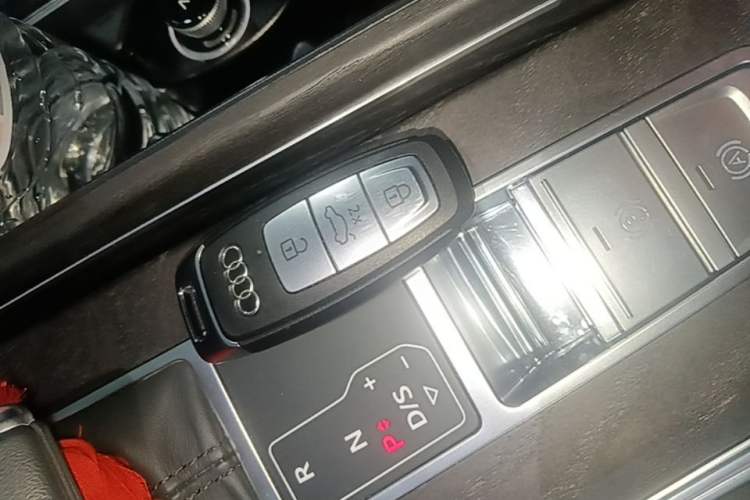 Used Audi A6L 2023 45 TFSI quattro Prestige Dynamic Edition Vehicle Key