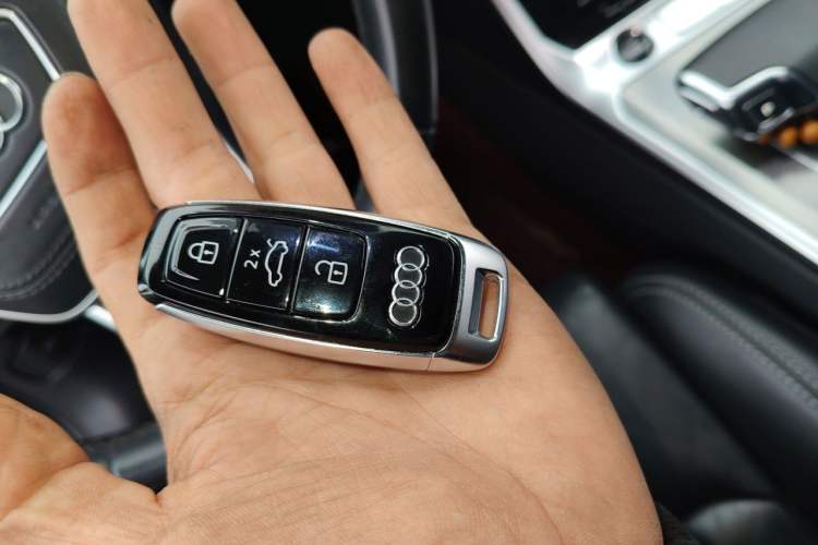 Used Audi A6L 2023 Revised 40 TFSI Luxury Dynamic Edition Vehicle Key