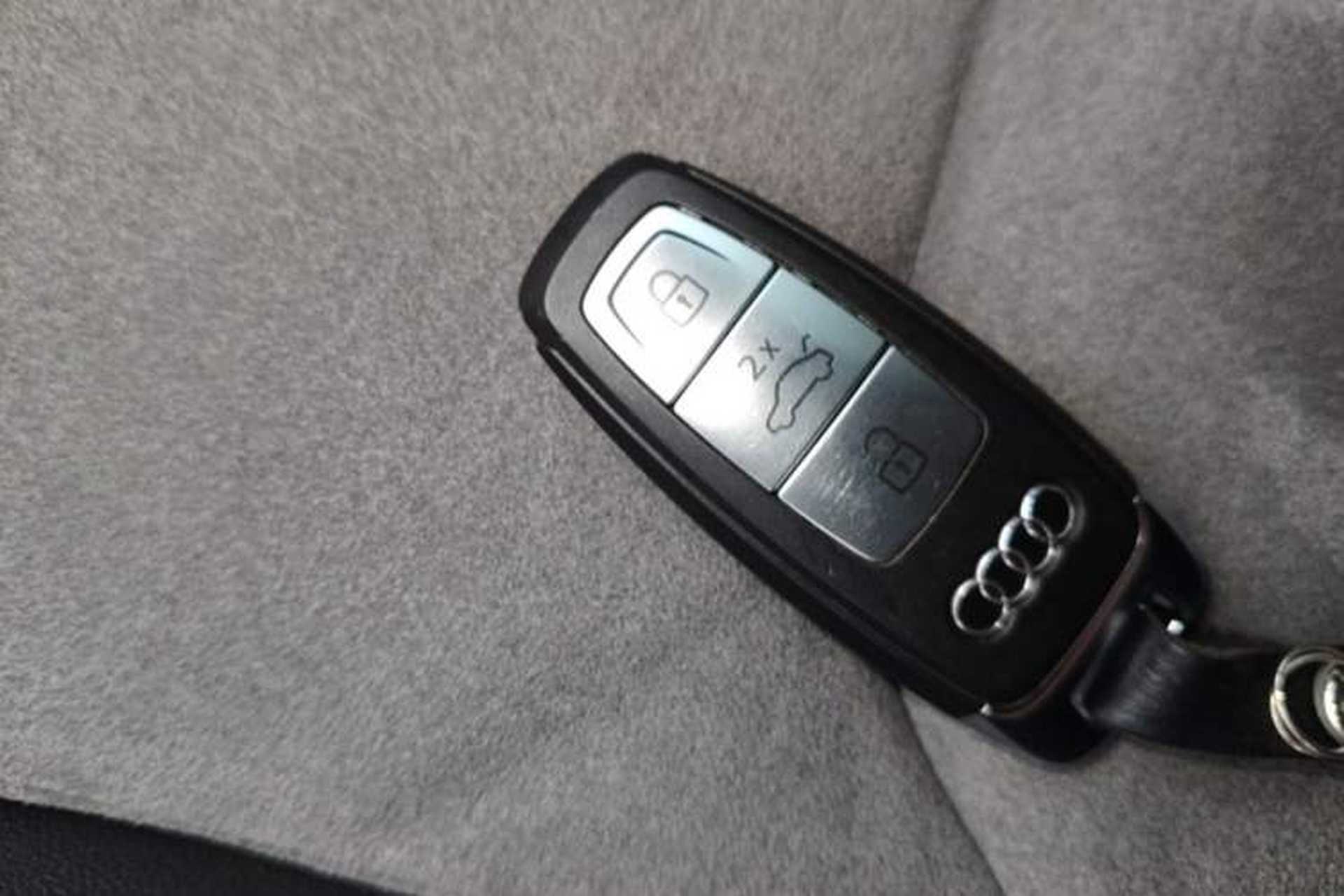 Used Audi A6L 2023 45 TFSI Prestige Dynamic Edition Vehicle Key