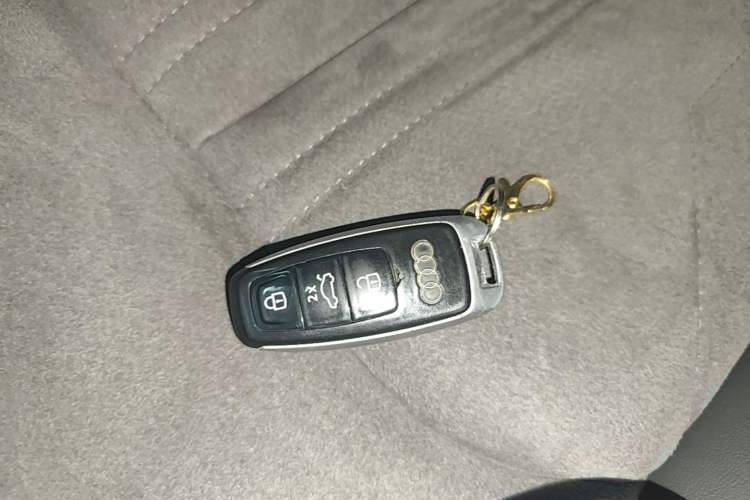 Used Audi A6L 2023 Revised 40 TFSI Luxury Dynamic Edition Vehicle Key