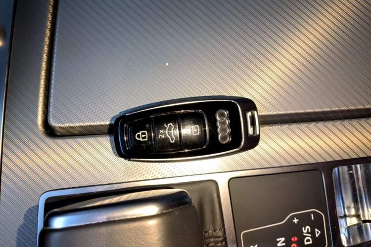 Used Audi A6L 2023 45 TFSI Prestige Dynamic Edition Vehicle Key