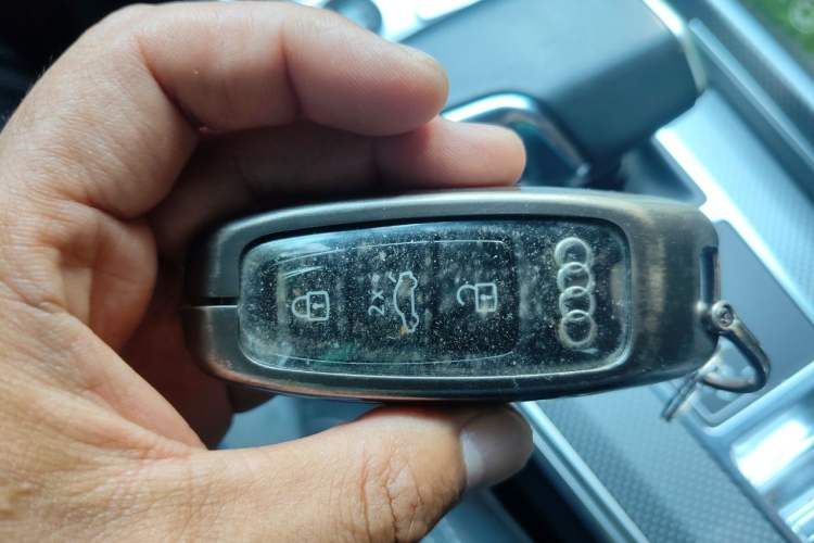 Used Audi A6L 2023 40 TFSI Luxury Dynamic Model Vehicle Key