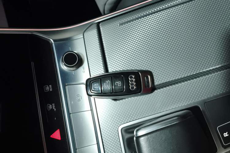 Used Audi A6L 2023 Revised 45 TFSI Prestige Dynamic Edition Vehicle Key