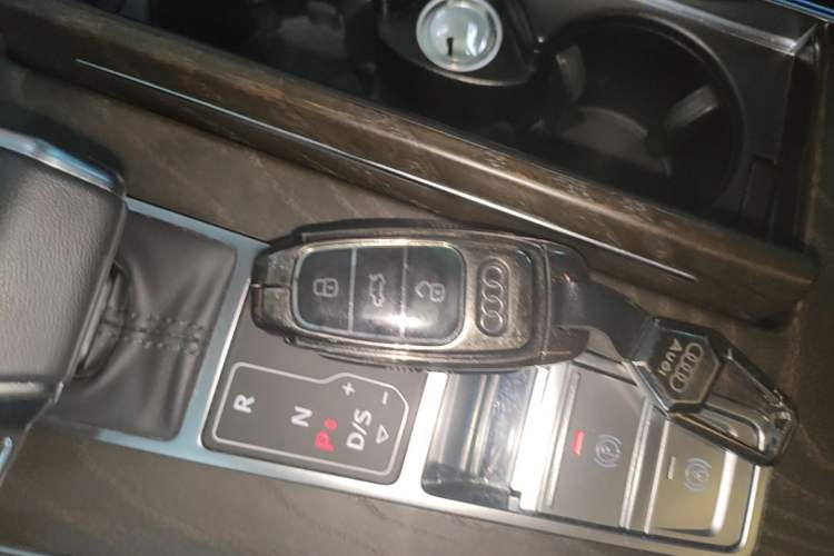 Used Audi A6L 2023 Revised 40 TFSI Luxury Prestige Edition Vehicle Key