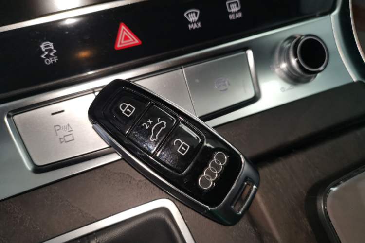 Used Audi A6L 2023 45 TFSI quattro Prestige Elegant Edition Vehicle Key