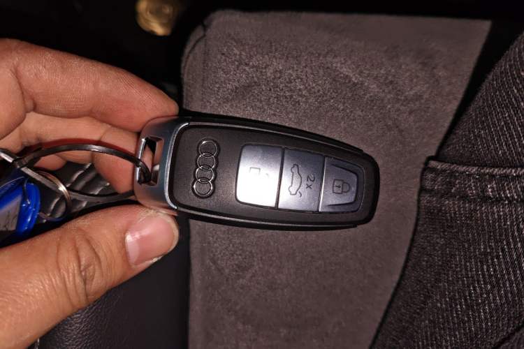 Used Audi A6L 2023 45 TFSI Prestige Dynamic Edition Vehicle Key