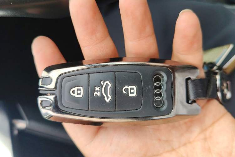 Used Audi A6L 2023 40 TFSI Luxury Dynamic Model Vehicle Key