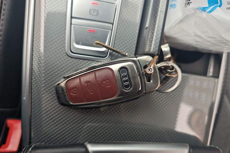 Used Audi A6L 2023 45 TFSI Prestige Dynamic Edition Vehicle Key