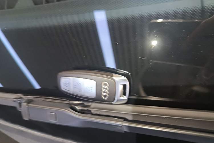 Used Audi A6L 2023 40 TFSI Luxury Dynamic Model Vehicle Key