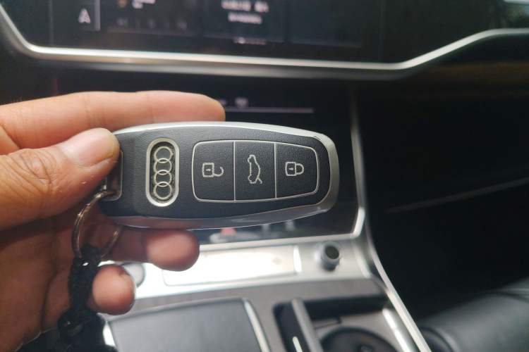 Used Audi A6L 2023 Revised 45 TFSI quattro Prestige Elegant Edition Vehicle Key