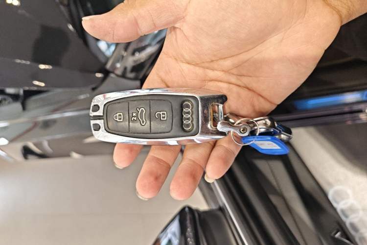 Used Audi A6L 2023 45 TFSI Prestige Dynamic Edition Vehicle Key