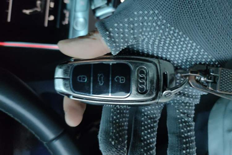 Used Audi A6L 2023 40 TFSI Luxury Dynamic Model Vehicle Key