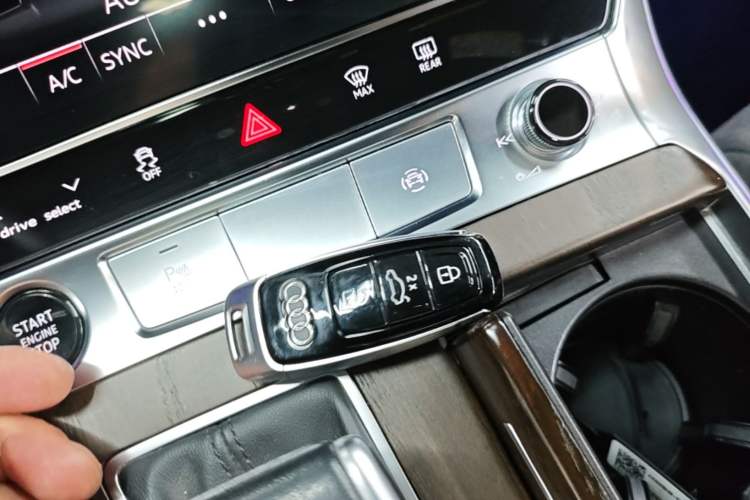 Used Audi A6L 2023 Revised 40 TFSI Luxury Dynamic Edition Vehicle Key