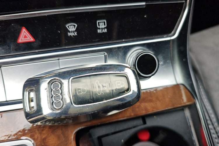 Used Audi A6L 2023 45 TFSI quattro Prestige Dynamic Edition Vehicle Key