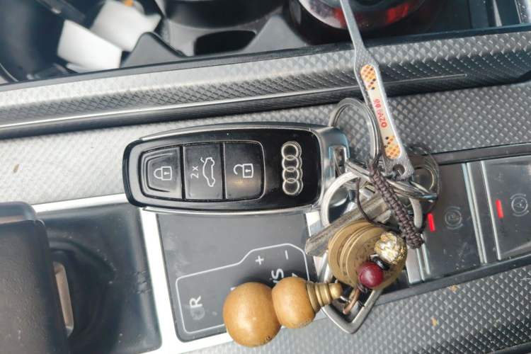 Used Audi A6L 2023 40 TFSI Luxury Dynamic Model Vehicle Key