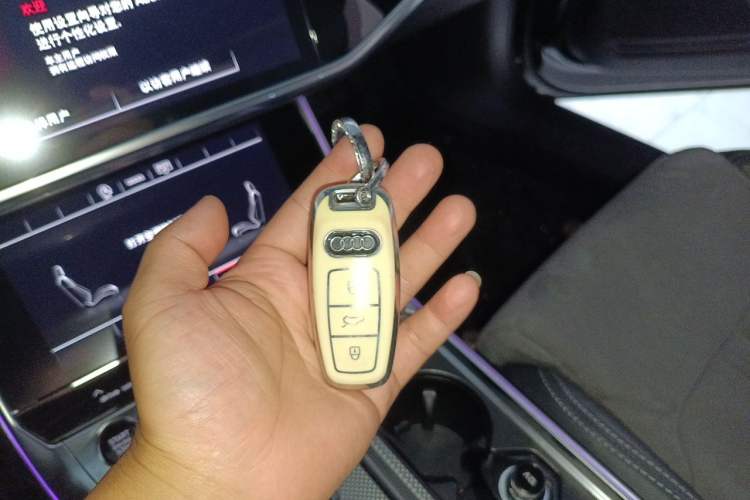 Used Audi A6L 2023 45 TFSI Prestige Dynamic Edition Vehicle Key
