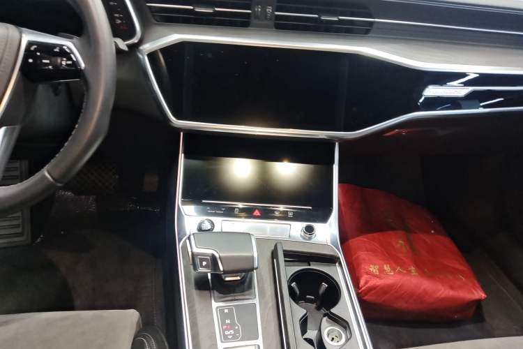 Used Audi A6L 2023 Revised Edition 45 TFSI quattro Prestige Dynamic Version Audio And AC Panel