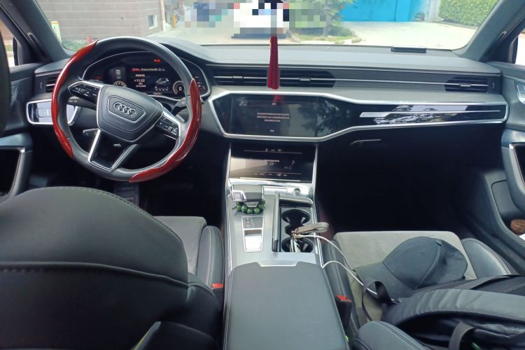 Used Audi A6L 2023 40 TFSI Luxury Dynamic Model Center Console