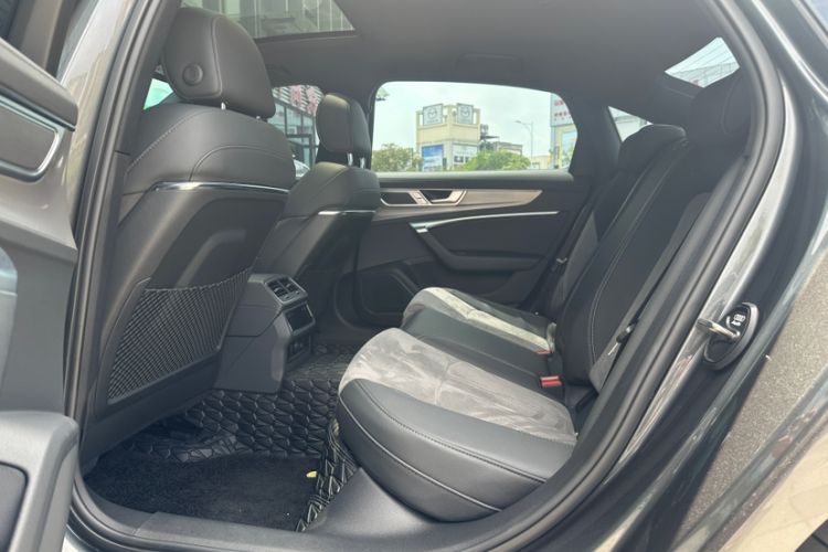 Used Audi A6L 2023 40 TFSI Luxury Dynamic Model Interior 11