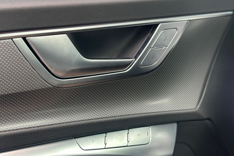 Used Audi A6L 2023 40 TFSI Luxury Dynamic Model Interior 6