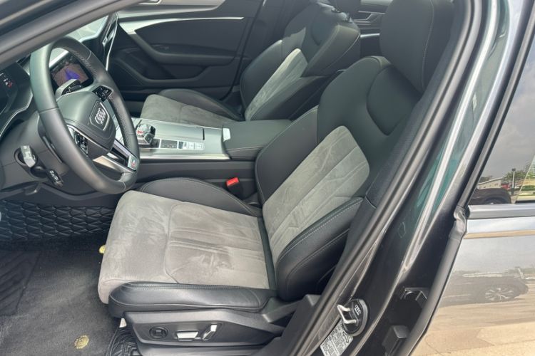 Used Audi A6L 2023 40 TFSI Luxury Dynamic Model Interior 9