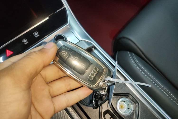 Used Audi A6L 2023 45 TFSI Prestige Dynamic Edition Vehicle Key