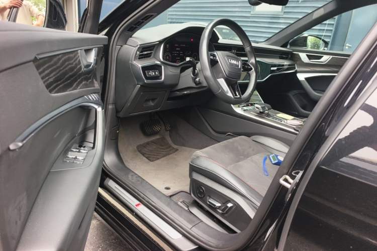 Used Audi A6L 2023 Revised Edition 45 TFSI quattro Prestige Dynamic Version Driver Seat