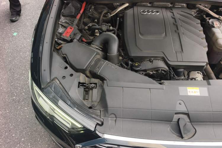 Used Audi A6L 2023 Revised Edition 45 TFSI quattro Prestige Dynamic Version Engine Bay Right