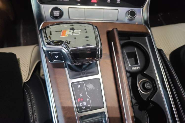 Used Audi A6L 2023 45 TFSI quattro Prestige Dynamic Edition Gear Lever