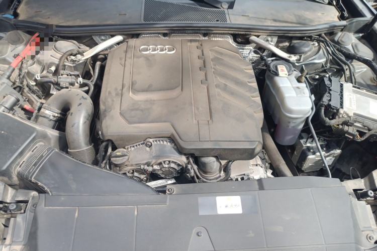 Used Audi A6L 2023 40 TFSI Luxury Dynamic Model Engine Bay