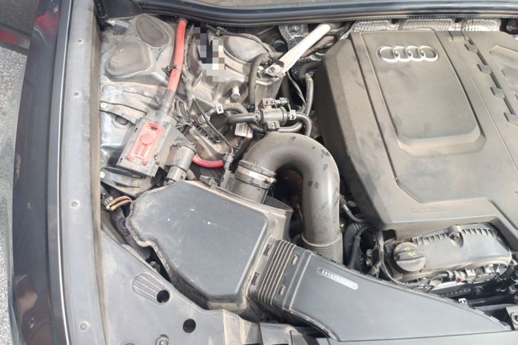 Used Audi A6L 2023 40 TFSI Luxury Dynamic Model Engine Bay Right