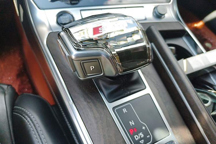 Used Audi A6L 2023 45 TFSI quattro Prestige Elegant Edition Gear Lever