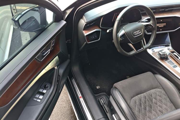 Used Audi A6L 2023 55 TFSI quattro Prestige Dynamic Edition Driver Seat