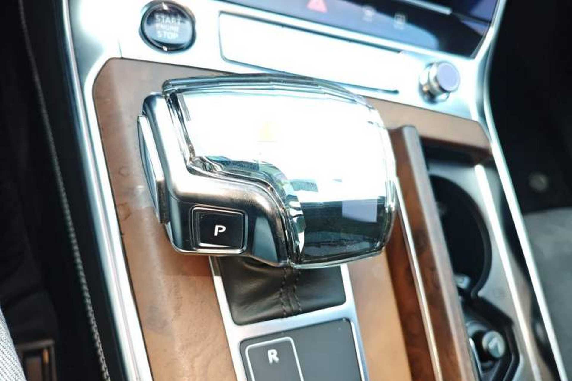 Used Audi A6L 2023 55 TFSI quattro Prestige Dynamic Edition Gear Lever