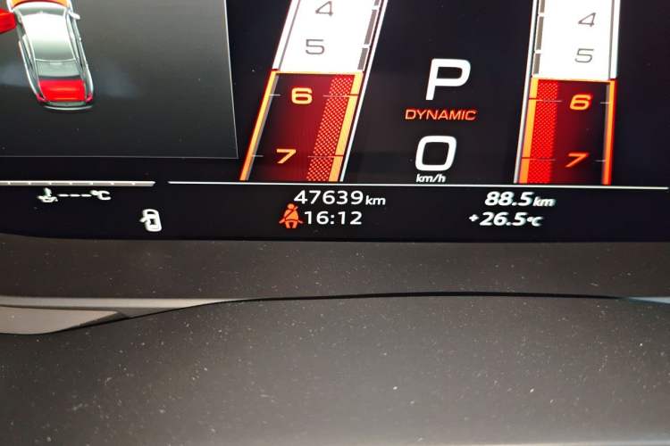 Used Audi A6L 2023 55 TFSI quattro Prestige Dynamic Edition Odometer Close Up