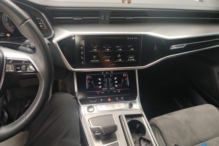 Used Audi A6L 2024 45 TFSI Prestige Dynamic Edition Audio And AC Panel