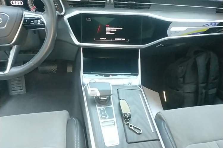 Used Audi A6L 2024 45 TFSI Prestige Dynamic Edition Audio And AC Panel