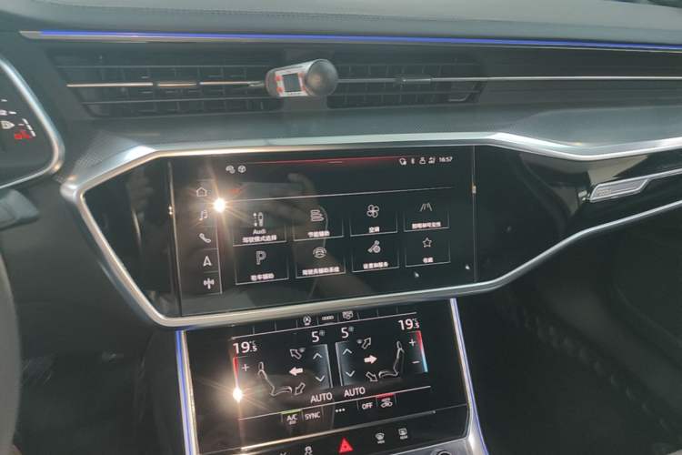 Used Audi A6L 2024 45 TFSI Prestige Dynamic Edition Audio And AC Panel