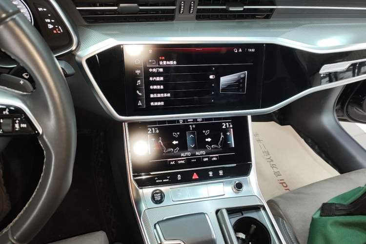 Used Audi A6L 2024 40 TFSI Luxury Dynamic Edition Audio And AC Panel